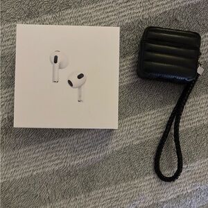 Apple AirPods gen 3 with Black Case